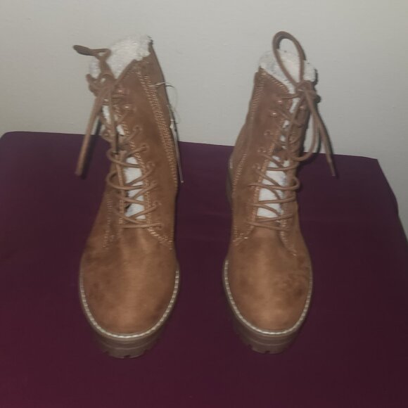 Universal Thread Tessie Sherpa Hiking Boots Faux Suede Leather Cognac Size 7 - Picture 1 of 8
